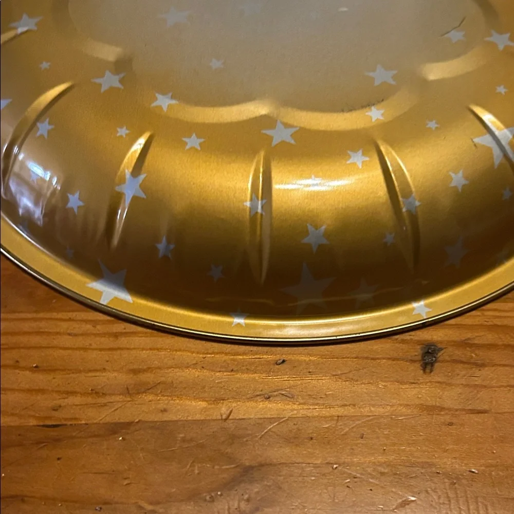 HP Gold and Silver‎ tin  Star cookie Plate Vintage